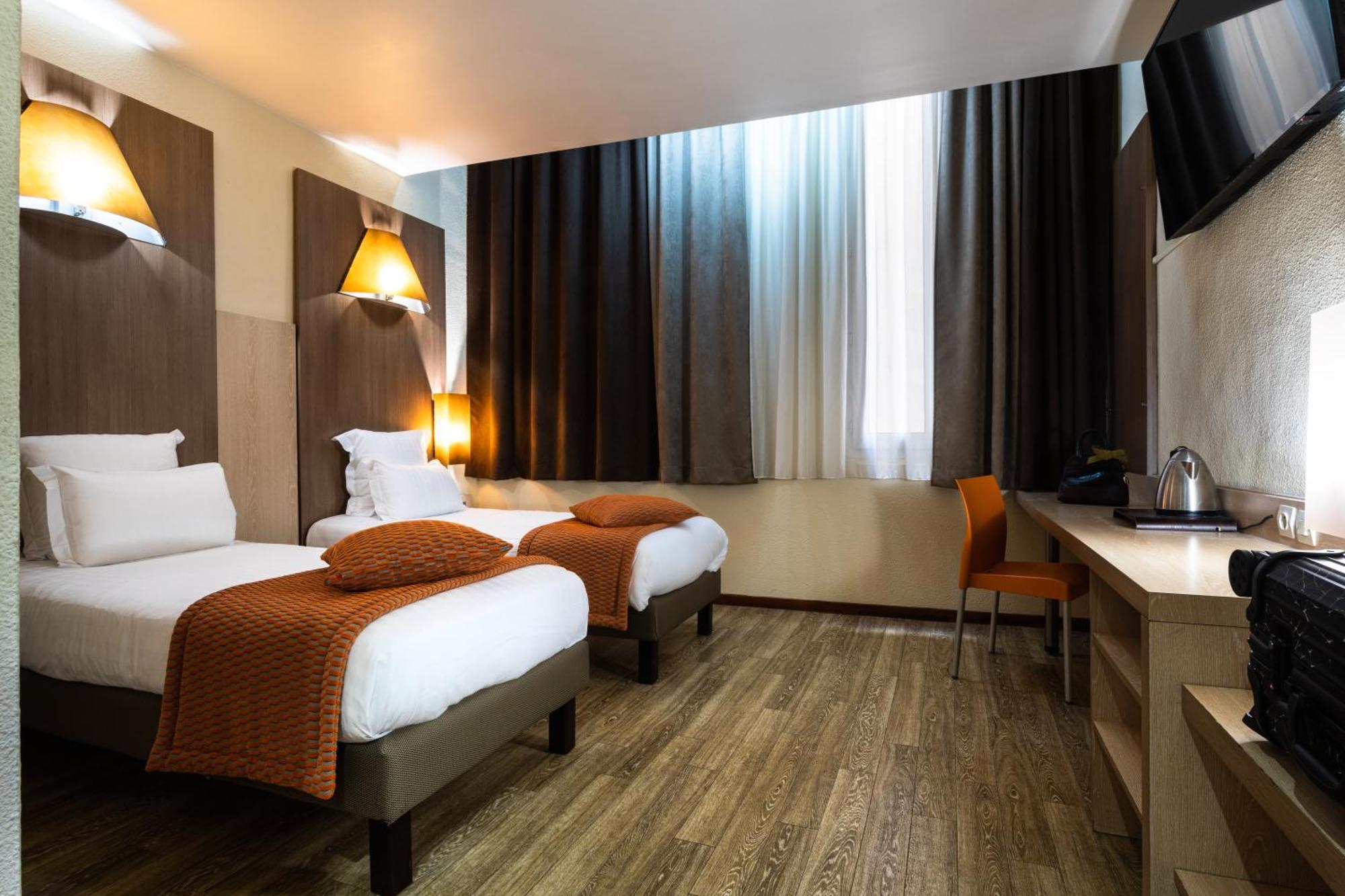 Hotel Carre Vieux Port Marseille Room photo